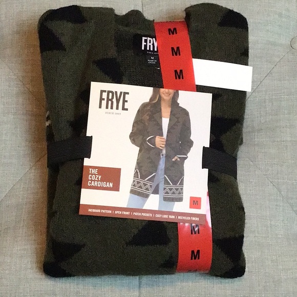FLASH SALE FRYE 🎁 cozy open cardigan Aztec design - Picture 2 of 6